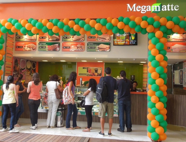 Unidade da Megamatte na Universidade Veiga de Almeida, no Rio de Janeiro; a rede cobra investimento inicial de R$ 295 mil (custos de instalação + taxa de franquia + capital de giro inclusos); faturamento médio mensal de R$ 75 mil, com lucro médio mensal de R$ 11.250; retorno de investimento de 24 a 36 meses; dados fornecidos pela empresa. (Foto: Divulgação)