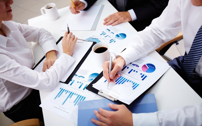 Obter informações sobre o mercado, clientes, fornecedores e concorrentes é importante para seu novo negócio. Foto: iStock