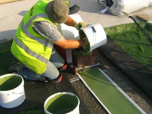 Maxgrass oferece mão-de-obra qualificada e especializada para a instalação. (Foto: Divulgação)