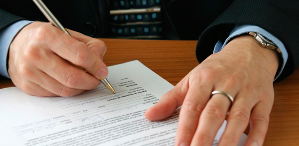 É preciso entregar uma declaração anual comprovando a movimentação da empresa. (Foto: iStock)