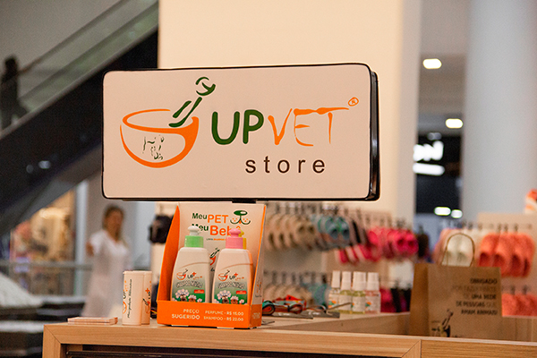 A-linha-UPVET-foca-a-producao-de-produtos-puramente-cosmeticos-para-atender-todos-os-pets---Divulgacao